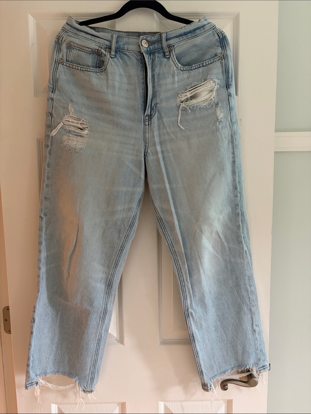 American Eagle Outfitters Highest Rise 90s Boyfriend Light Blue Jeans